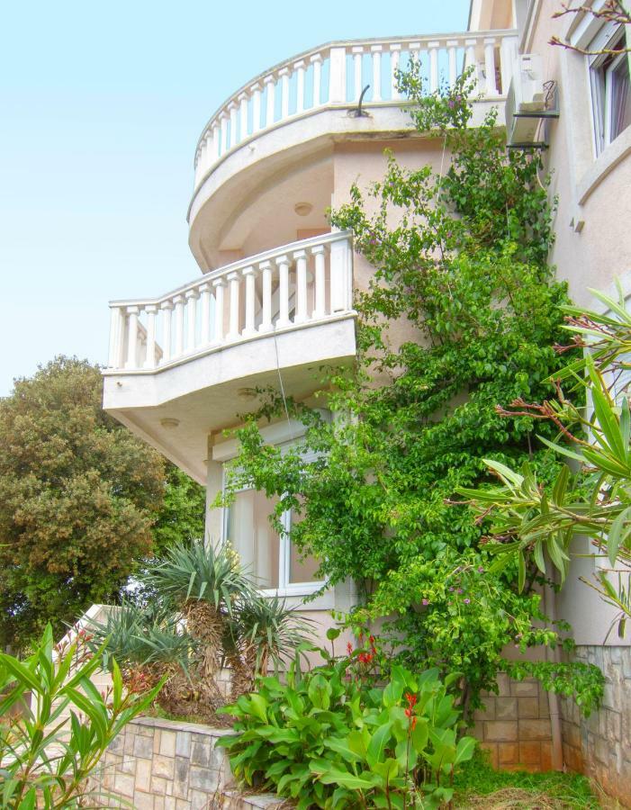 Villa Rossa Utjeha Exterior photo